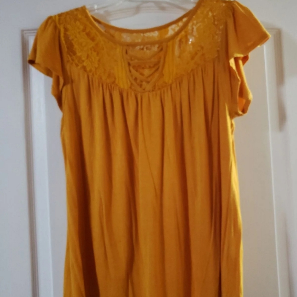 Lace top